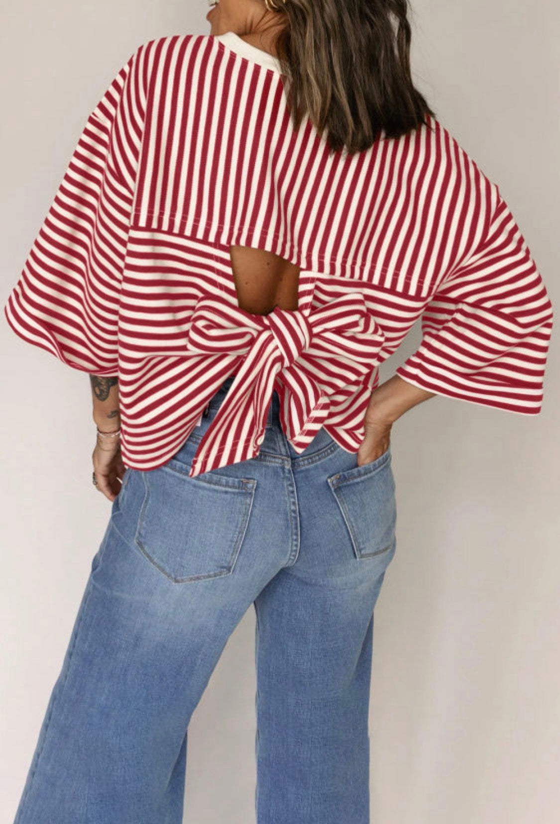 Bowknot Cutout Back Loose Tee