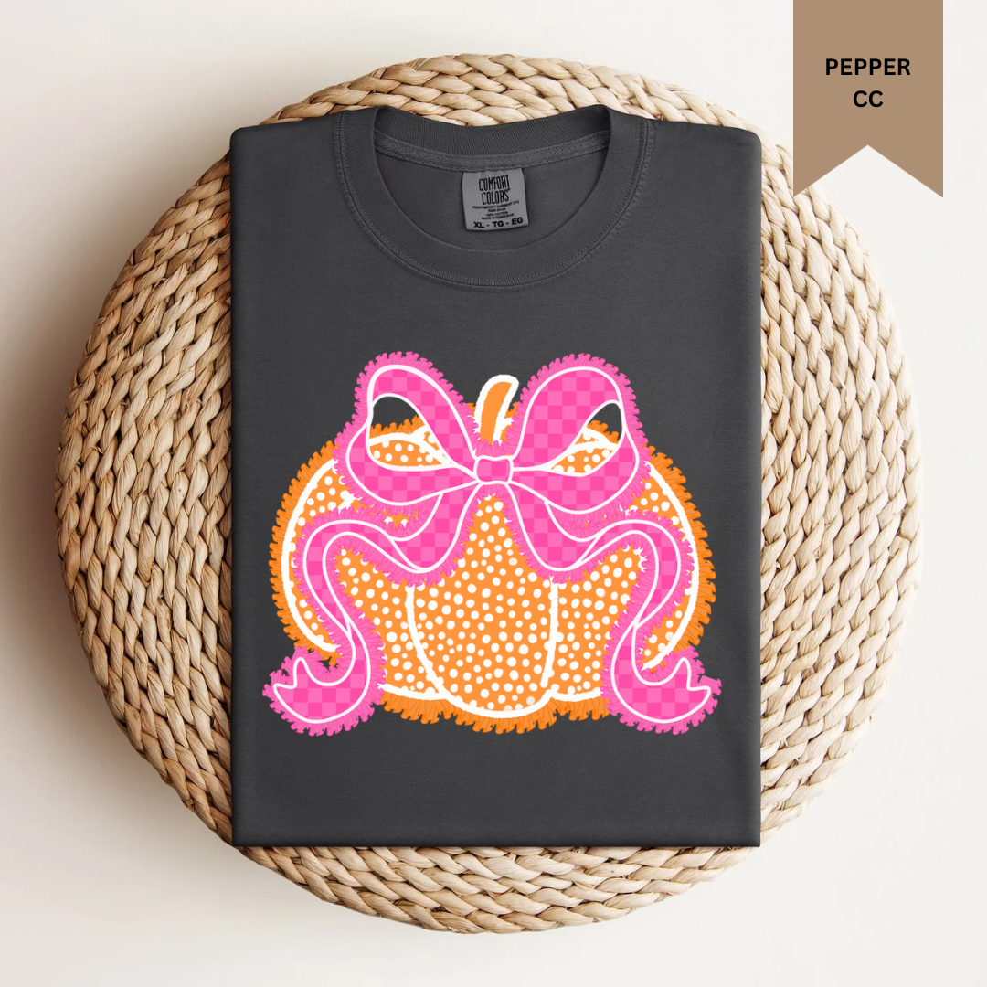 Checkered Bow Pumpkin Tee.