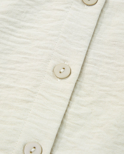 Beige pure color patch pocket shirt