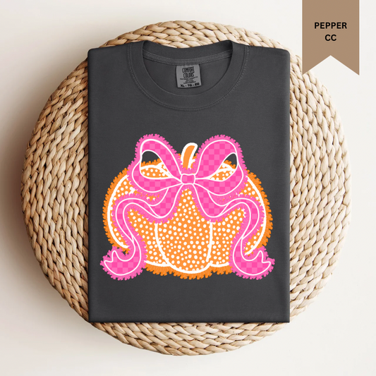Checkered Bow Pumpkin Tee.